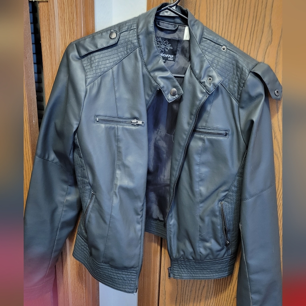 FAUX LEATHER JACKET